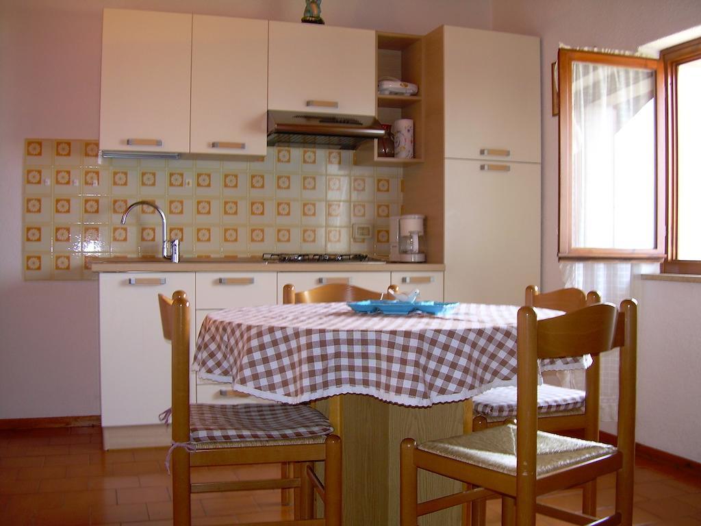 Casa Mary Appartement Brenzone sul Garda Kamer foto